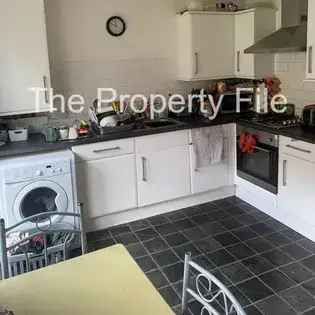 5 Bedroom House Manchester Student Property 125m²