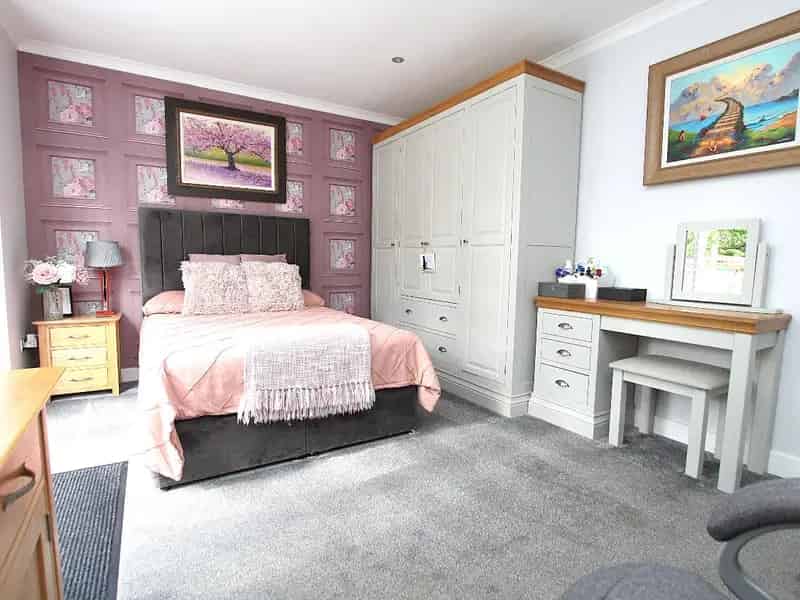 3 Bed Detached Bungalow For Sale in Ferndown