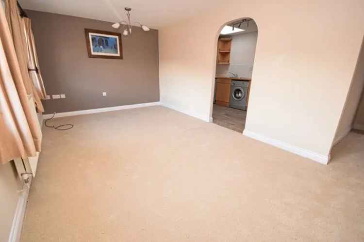 2 Bedroom House For Sale Quiet Cul De Sac Garage Modern Kitchen