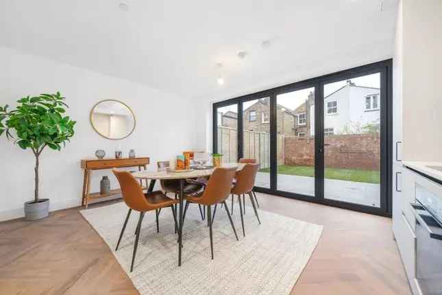 5 Bedroom House for Sale Railton Road London SE24