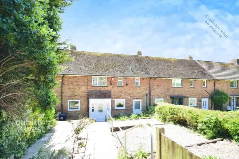 3 Bedroom Terraced House No Deposit Option