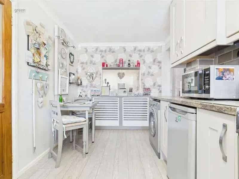 4 Bed Detached House For Sale