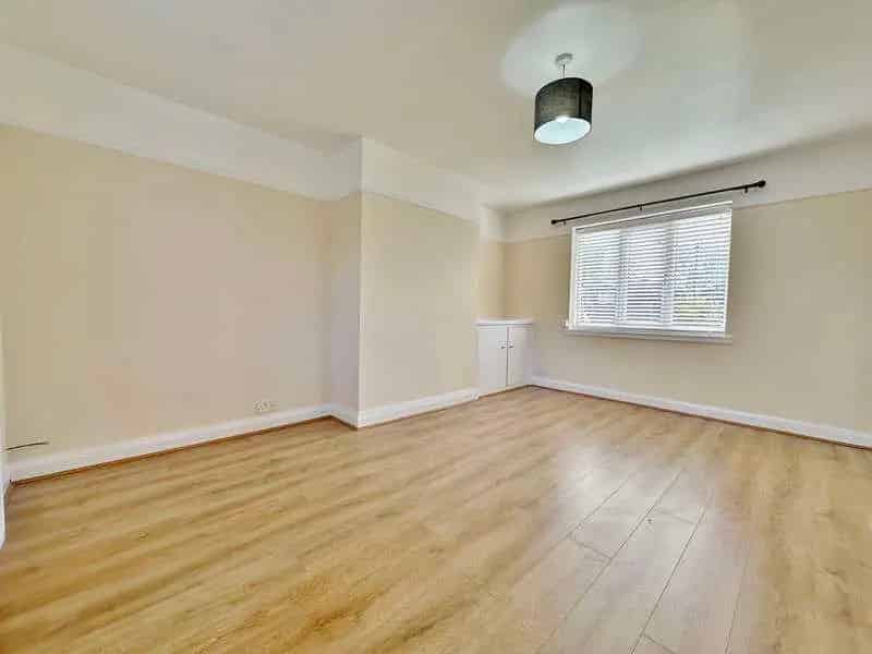 3 Bed Semi Detached House For Sale Fully Renovated