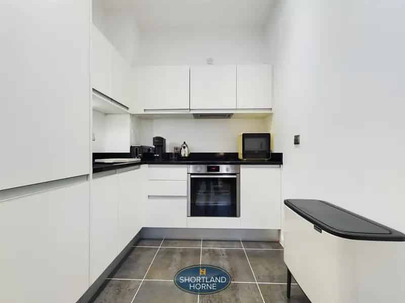 1 Bedroom Apartment House to Rent
