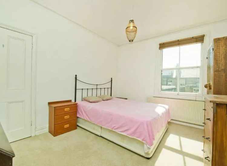Modern 2-Bed Apartment near Queens Park