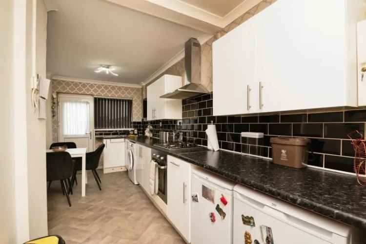 3 Bedroom End Terrace House for Sale