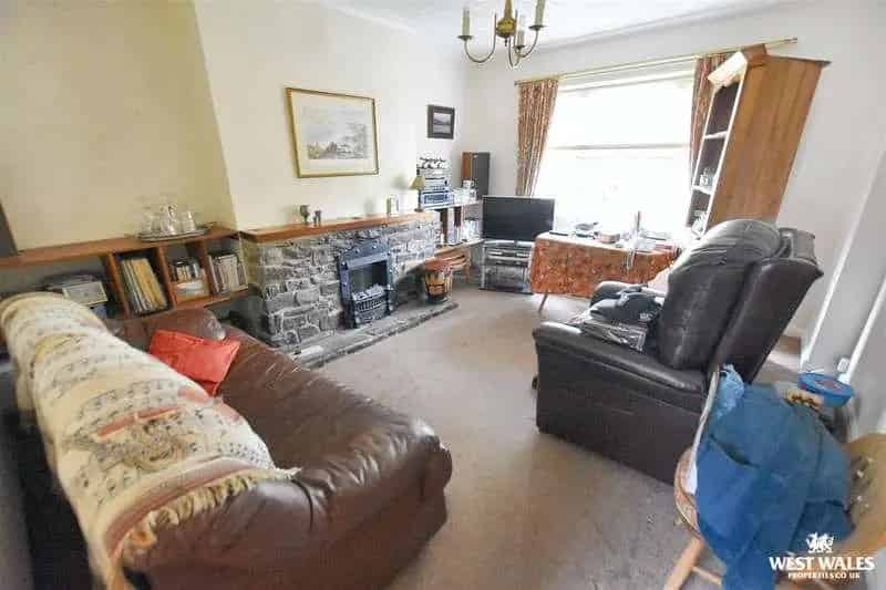 2 Bed Detached Bungalow For Sale
