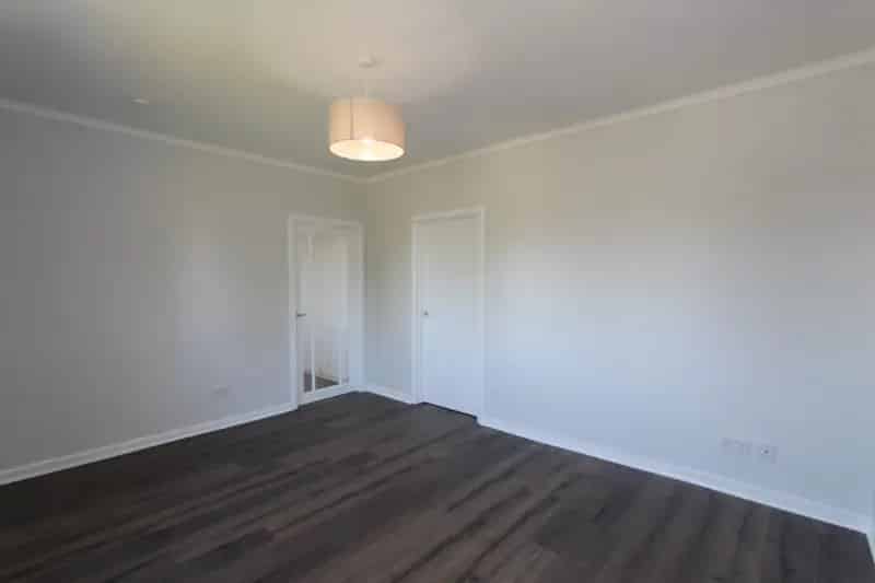 2 Bedroom Flat House to Rent Lochend