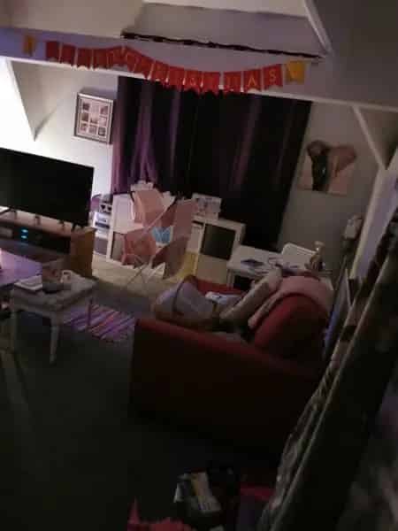 Spacious 1 Bedroom Flat Near West Brom Town and Park
