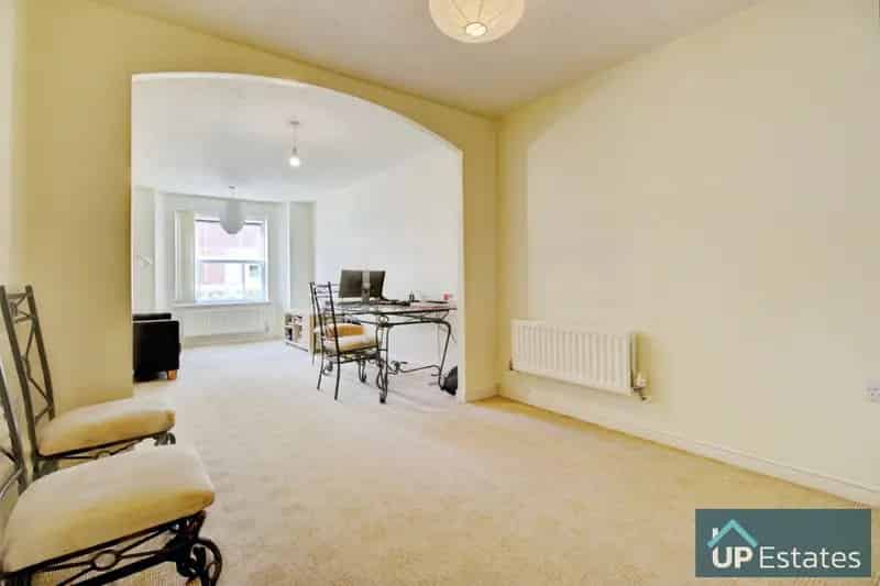 2 Bedroom Apartment House to Rent Finham Park Stivichall Catchment