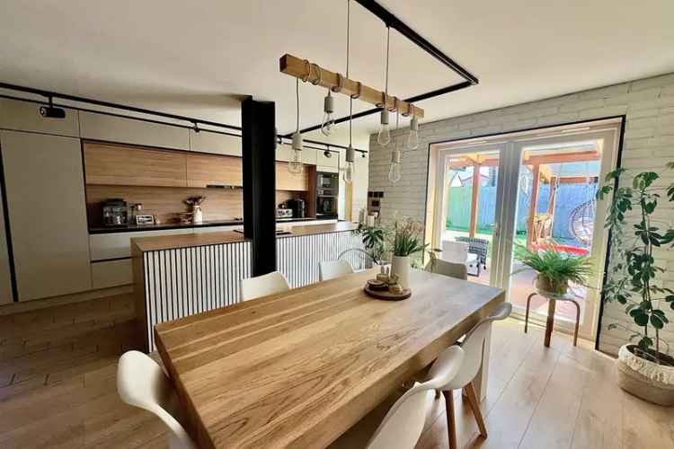 Three Bedroom Detached House Boston