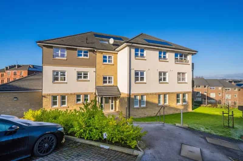 2 Bedroom Flat for Sale Shawlands