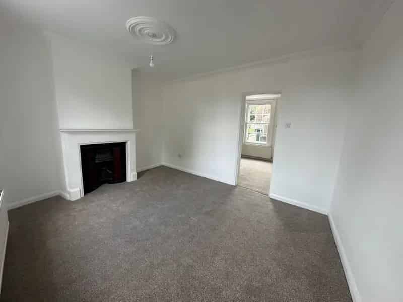 2 Bedroom Mid Terrace House Norwich NR1