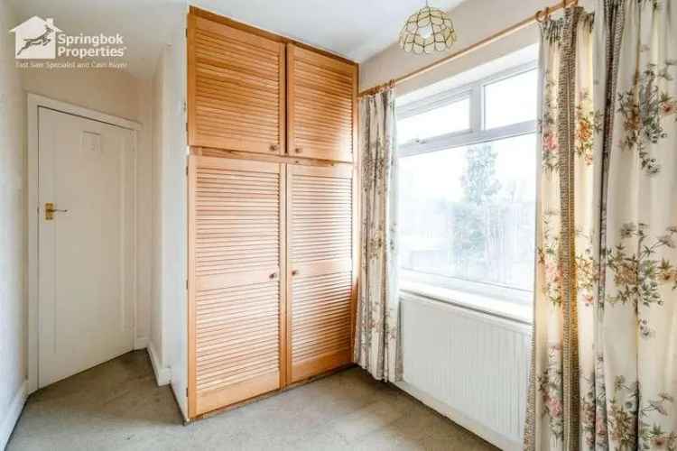 3 Bed Terraced House For Sale Near M1 Leeds