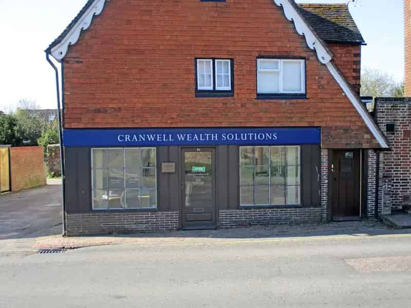 Shop Office Treatment Rooms To Let Church Street 360 sq ft New Lease