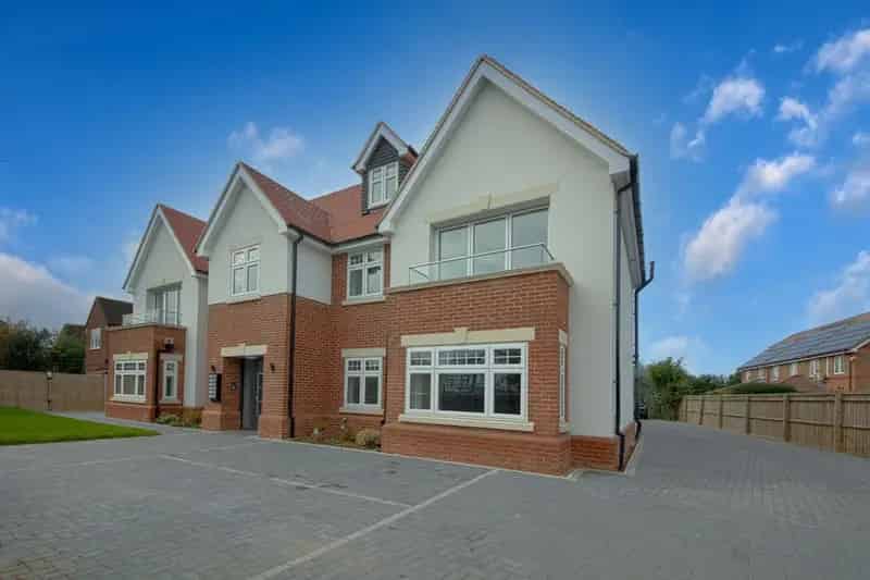 Two-Bedroom Flat with Parking  EPC B Council Tax E