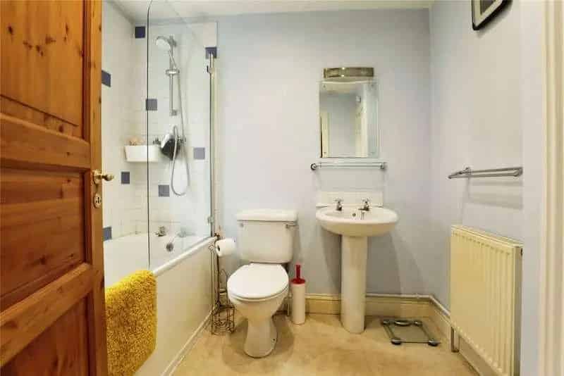 2 Bed Detached Bungalow for Sale