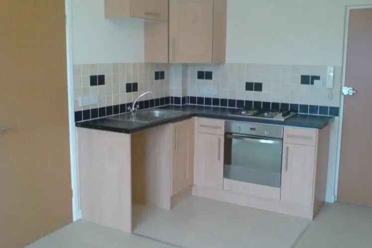 1 Bedroom Flat Near University - Single Occupancy