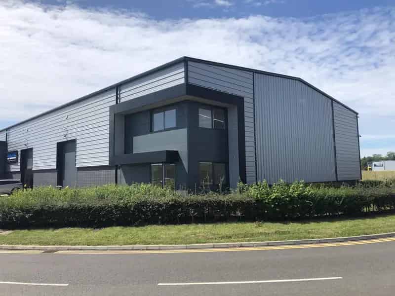 Modern Trade Counter Warehouse Unit Peterborough