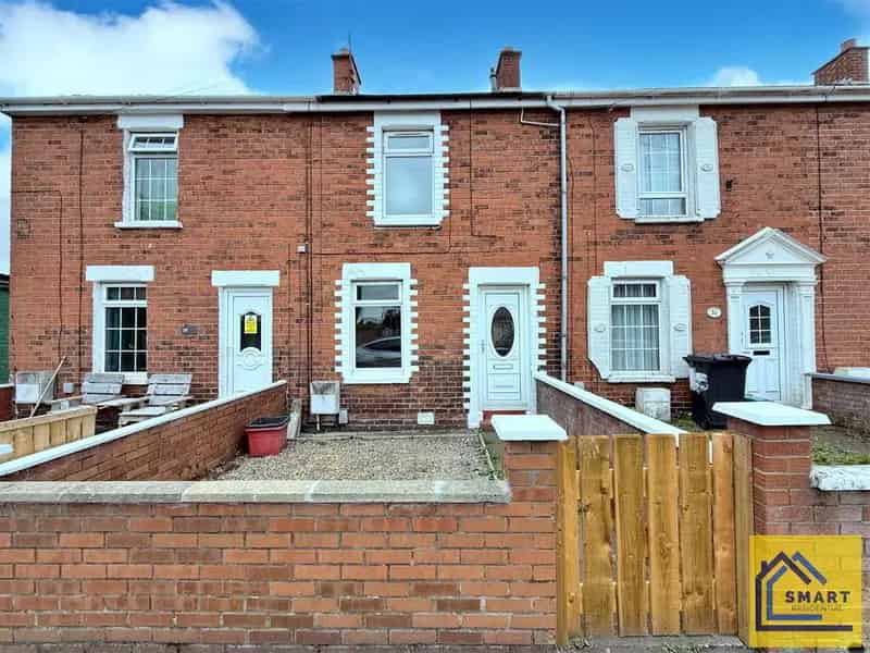 Sydenham Mid Terrace House Two Bedrooms Newly Fitted Kitchen