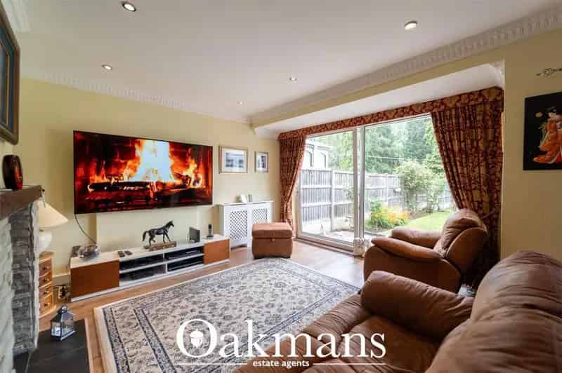 3 Bedroom Semi Detached House for Sale in Birmingham
