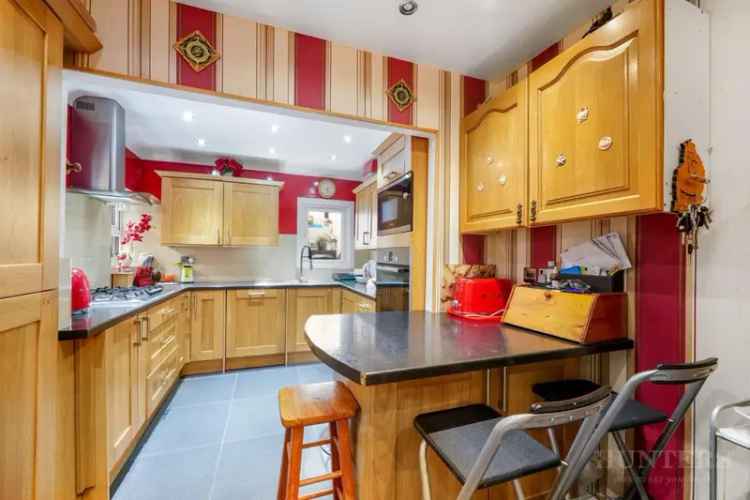 3 Bedroom House For Sale - Great Potential