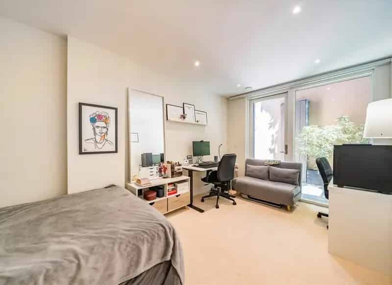 2 Bed Split Level Apartment near Camden Town