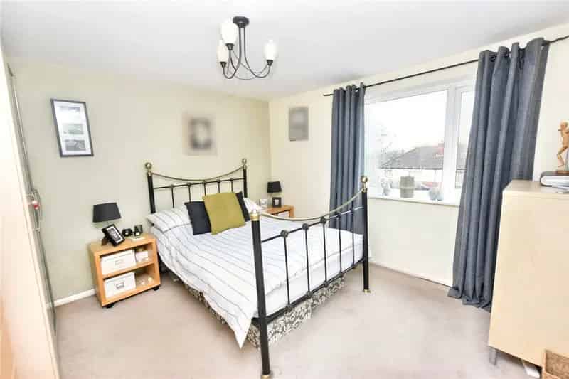 Two Double Bedroom First Floor Apartment - Ideal First Time Buy