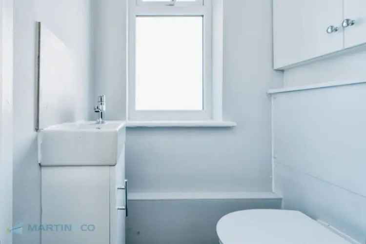 3 Bedroom House For Sale Newly Refurbished Family Home