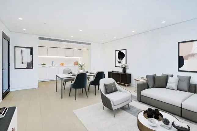 Flat for sale in New Oxford Street, London WC1A