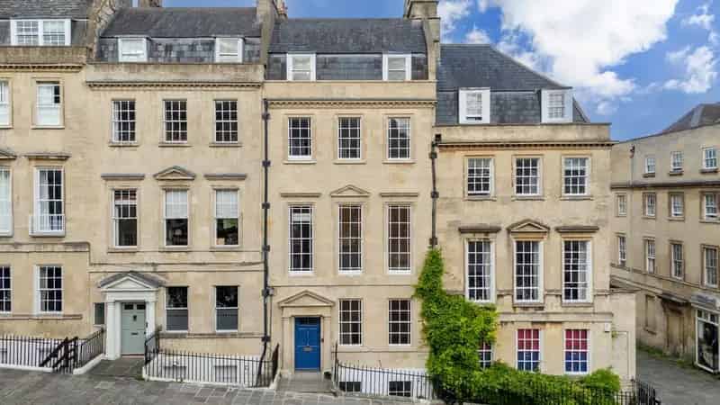 5 Bedroom House for Sale in Belgravia