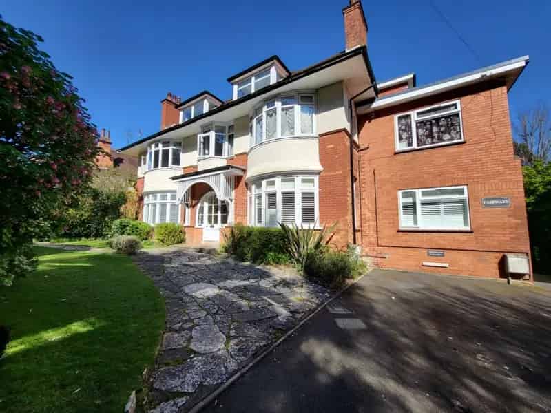 2 Bedroom Flat To Rent Available 02092025
