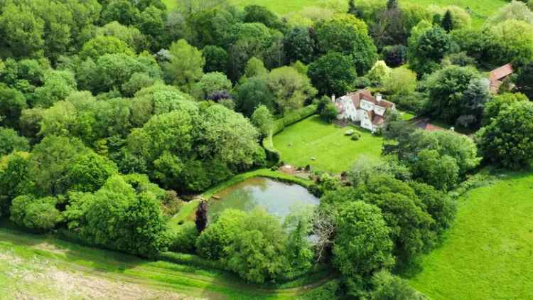 7 Bedroom Country House in 23 Acres