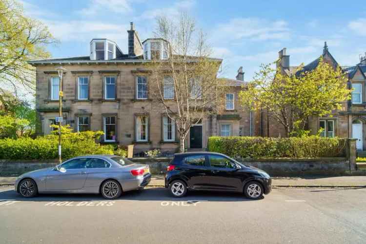 2 Bedroom Ground Floor Flat for Sale in Newington Edinburgh