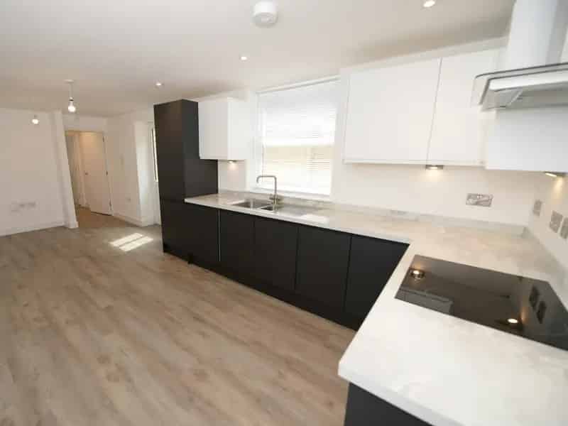 Stunning 1-Bedroom Apartment in Central Southampton with Private Courtyard