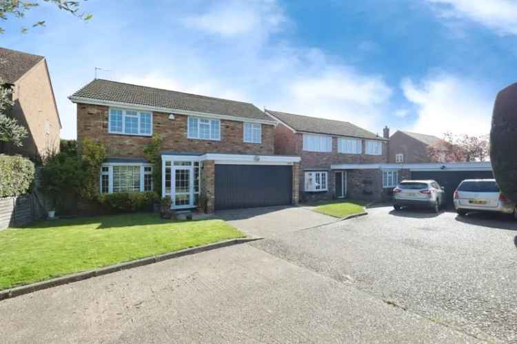Stunning 45 Bedroom Detached Family Home Walters Ash