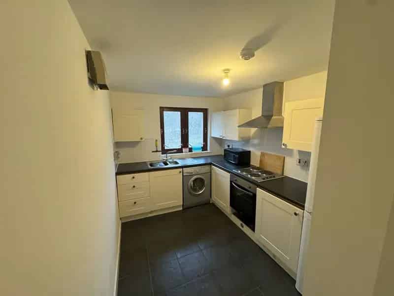 1 Bedroom Flat to Rent Springburn Private Garden