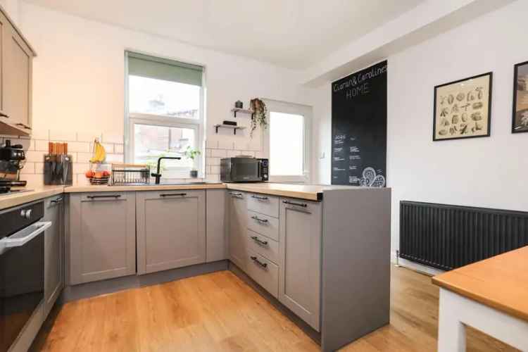 2 Bedroom House For Sale Near Harrogate Town Centre