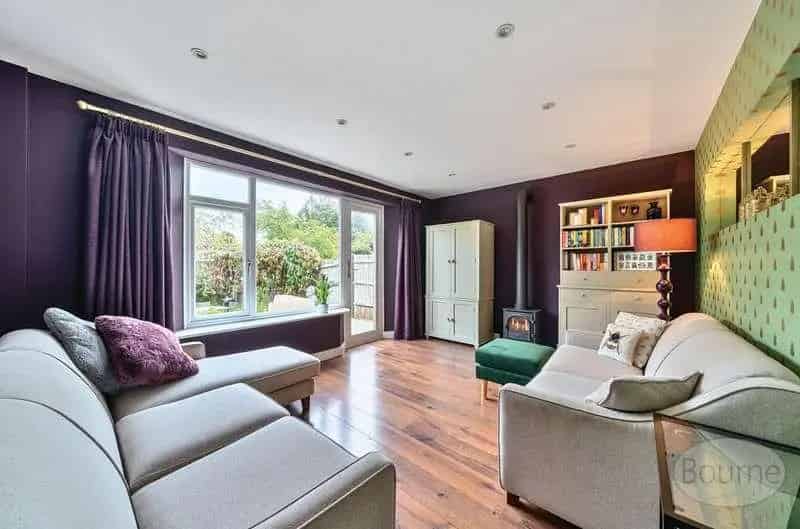 5 bed house for sale