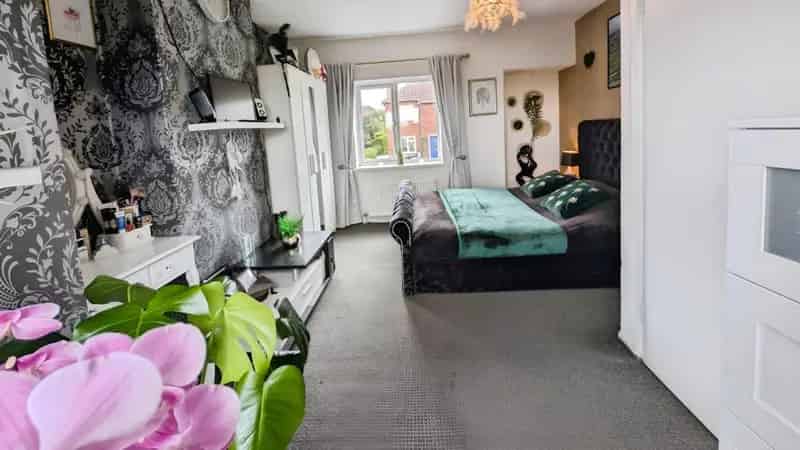 3 Bedroom Semi Detached House For Sale Hillfields