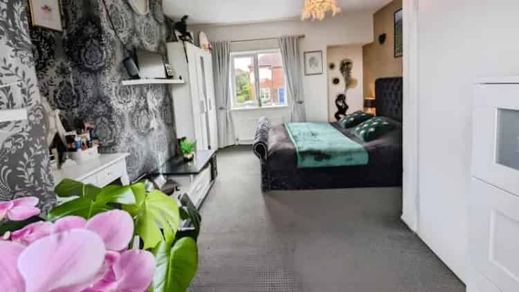 3 Bedroom Semi Detached House For Sale Hillfields
