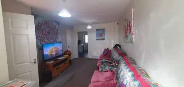 2 Bed Wheelchair Accessible House Fresh Start Downstairs Toilet Private Parking