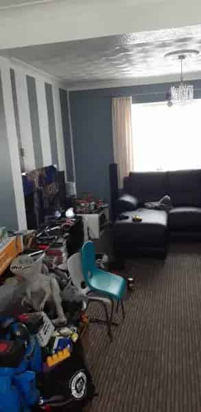 3 Bed Terrace House Secure Tenancy Large Garden Local Shops