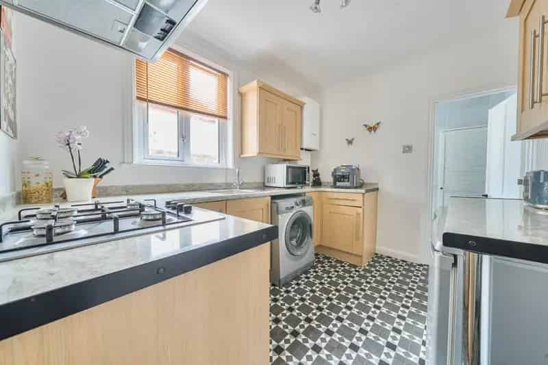 2 Bedroom Terraced House Portsmouth