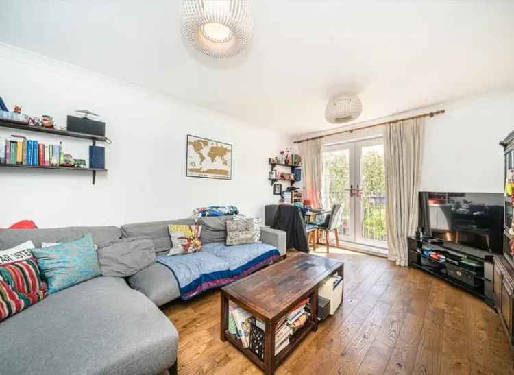 Two Bedroom Flat Near Essex Road Station