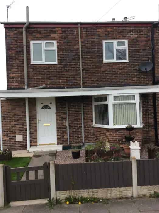 1 Bed Flat in Kirkby Near Amenities and Motorway Links