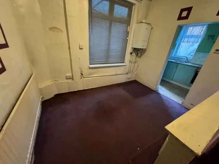 2 bedroom flat for sale