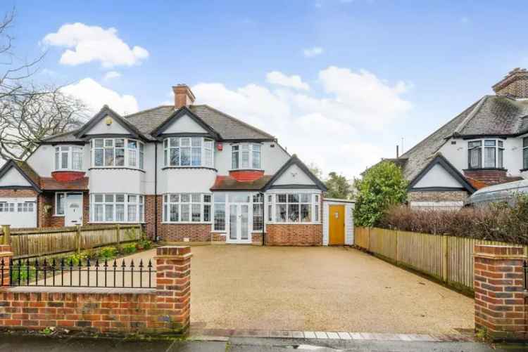 House For Sale in London, England