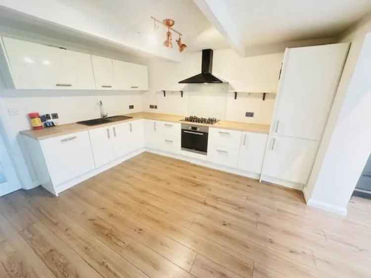 3 Bedroom House To Let Available June 2025