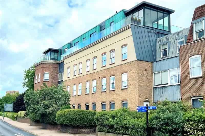 2 Bedroom Apartment to Rent in Chelmsford Gemini House